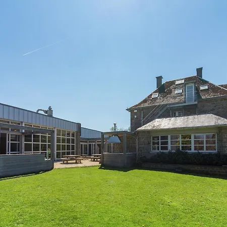 Group In Sourbrodt 別荘 *