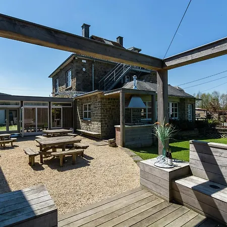 別荘 Group In Sourbrodt