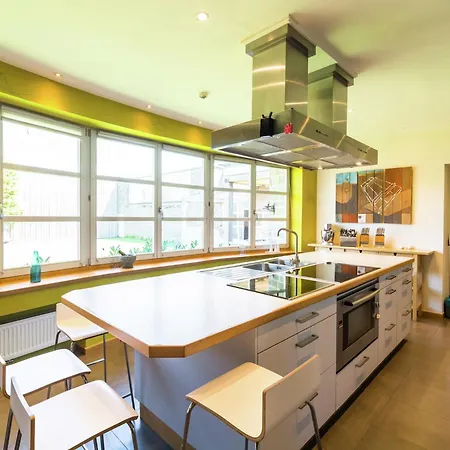 Group In Sourbrodt * ウェーム