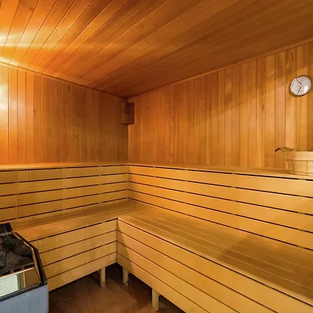 別荘 Group In Sourbrodt *