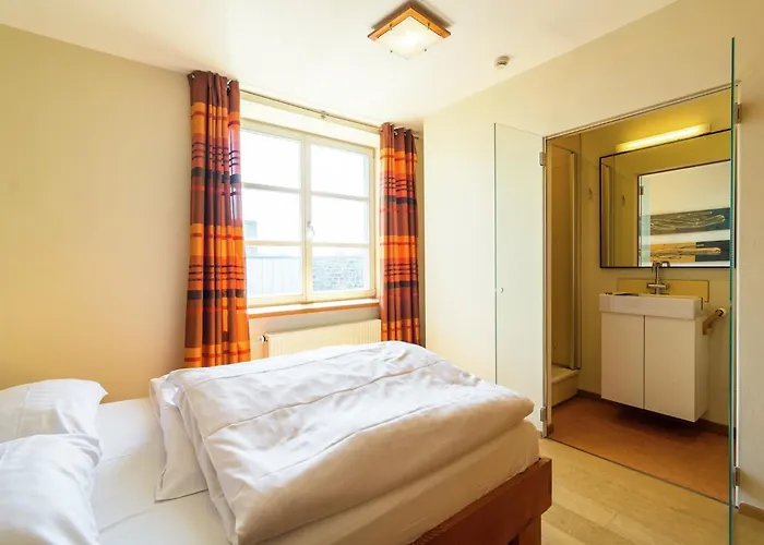 Vakantiehuis Group In Sourbrodt Weismes