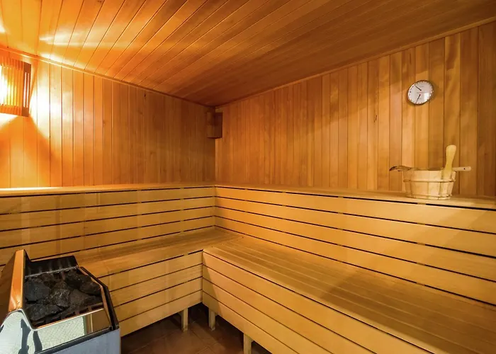 Vakantiehuis Group In Sourbrodt *